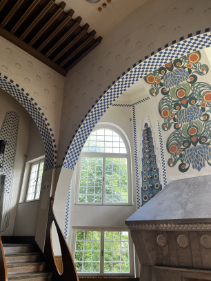 Großes Haus Glueckert